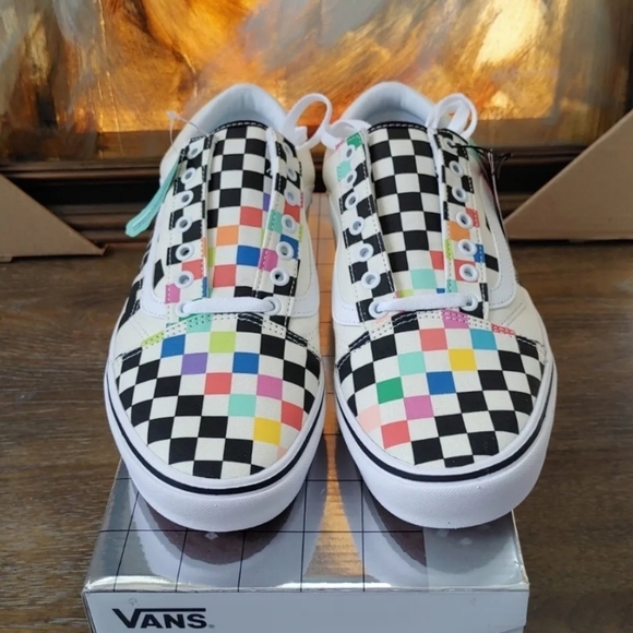 Vans x MoMA UA Comfycush Old Skool Women 7 White Black - Picture 2 of 7